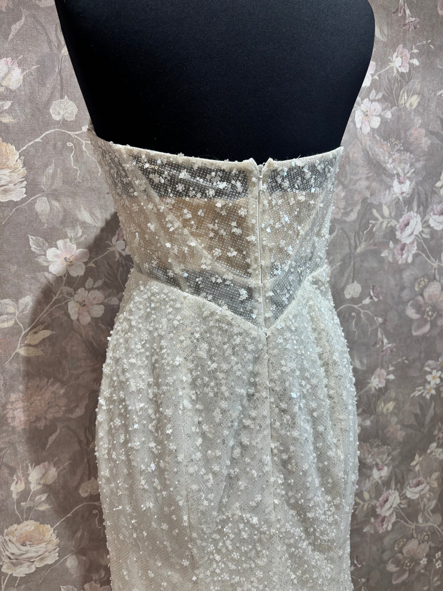 La Premiere Andrea LPWTH23186 Wedding Gown