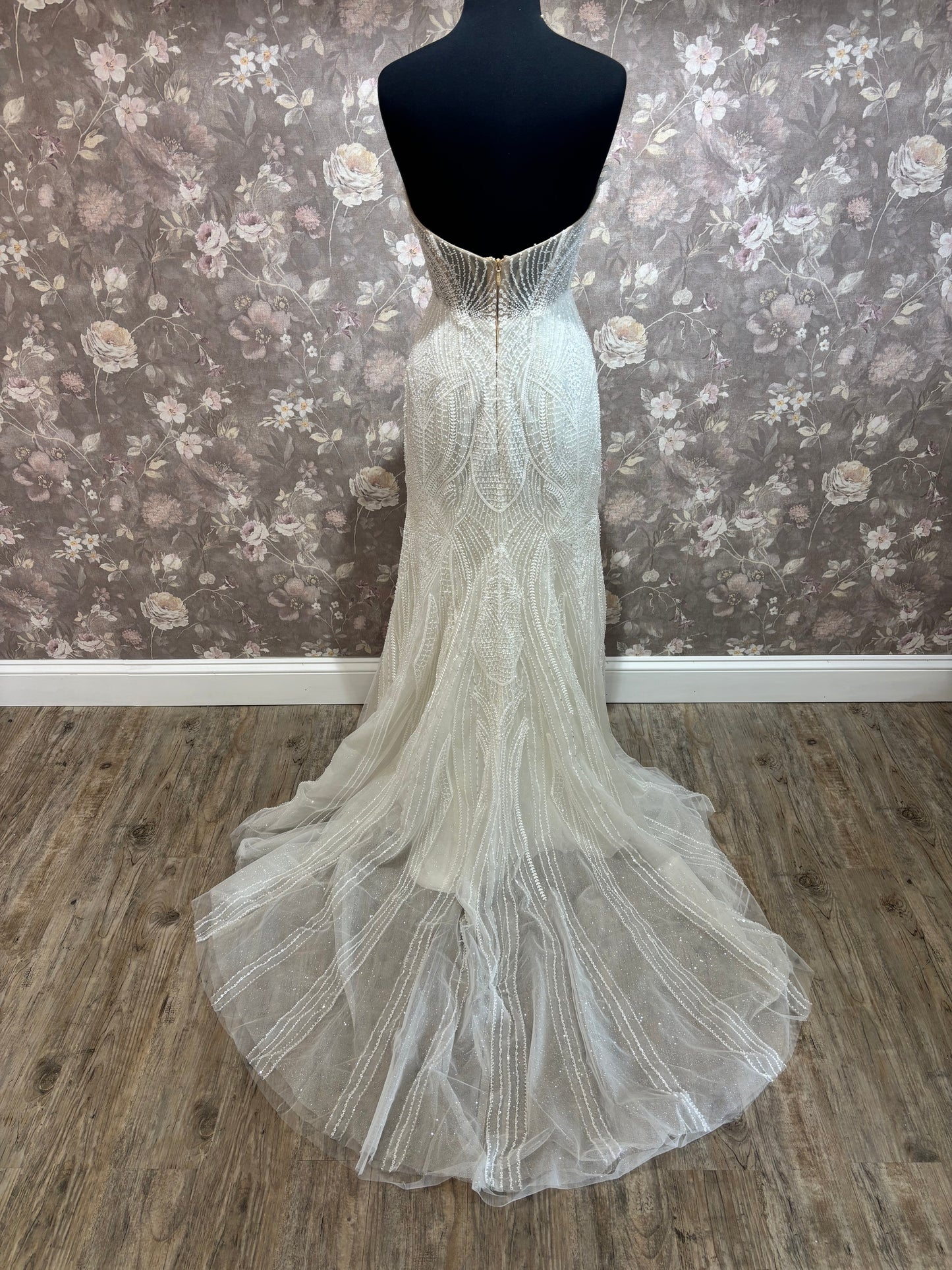 La Premiere Ines LPCTH23209 Wedding Gown