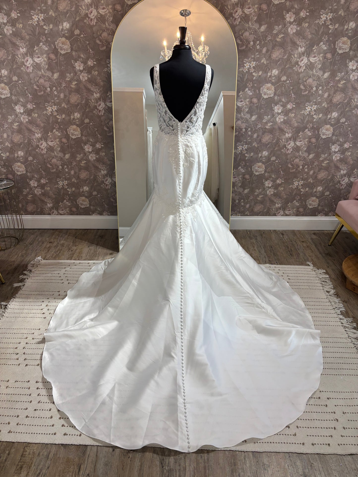 Maggie Rebecca Ingram Andrea 24RN816B01 (Lined Bodice) Wedding Gown
