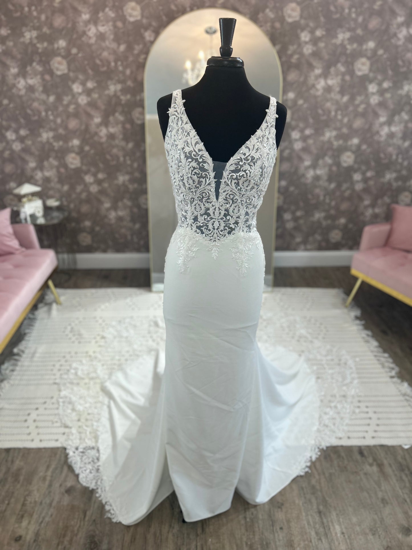 Alyce Paris 7027 Wedding Gown
