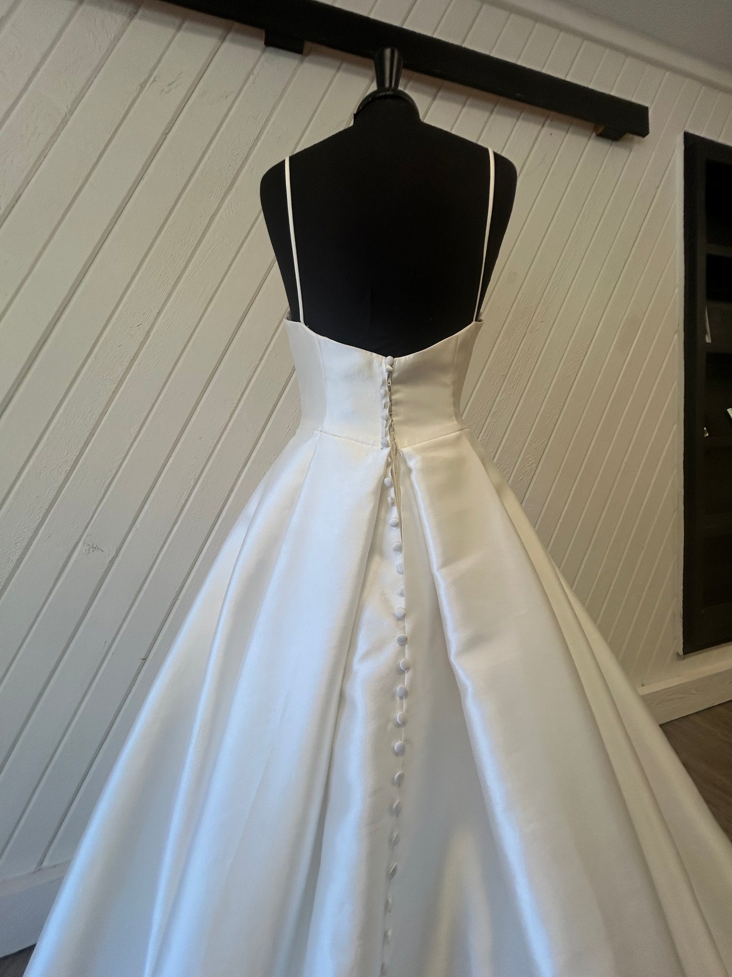Maggie Sottero Jamie 23RC051A01 Wedding Gown