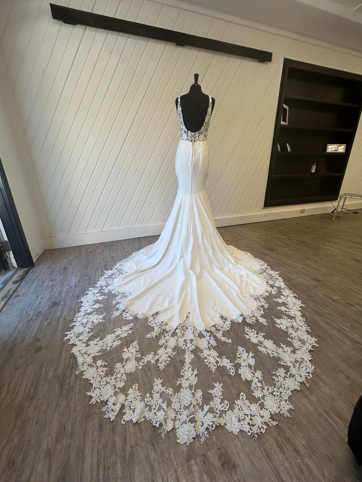 Maggie Rebecca Ingram Sadie 22RK511A01 Wedding Gown