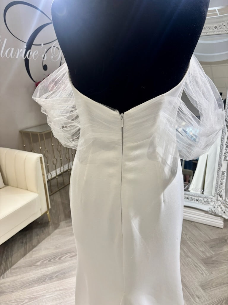 Casablanca LE118 Joelle Wedding Gown