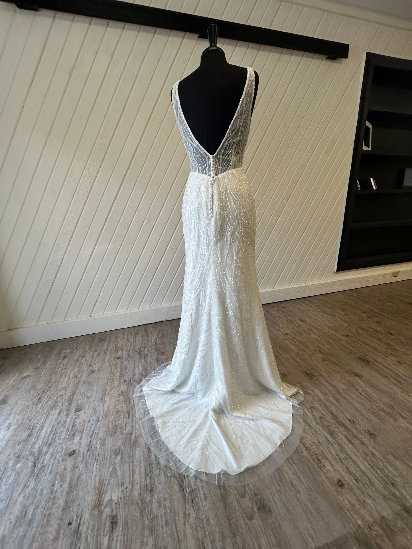 Maggie Sottero Jordan 23MB660A01 Wedding Gown