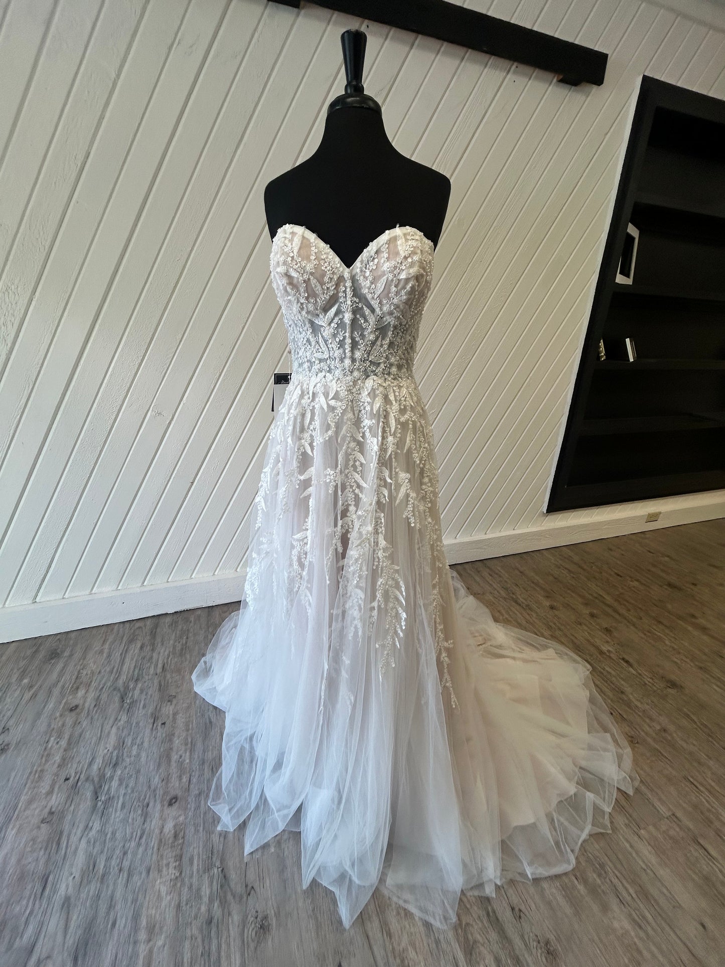 Maggie Sottero Oriana 23MK113A01 Wedding Gown