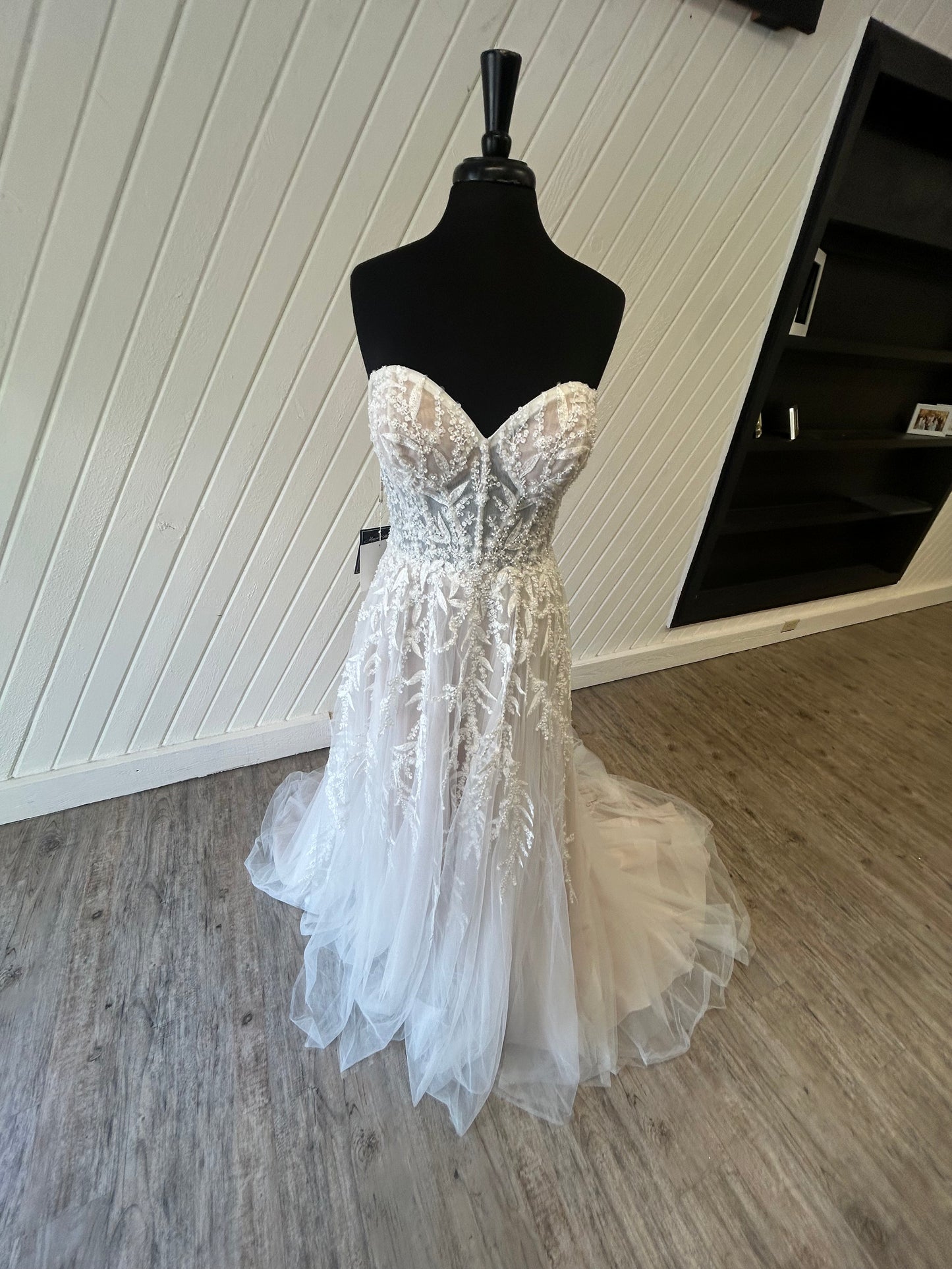 Maggie Sottero Oriana 23MK113A01 Wedding Gown