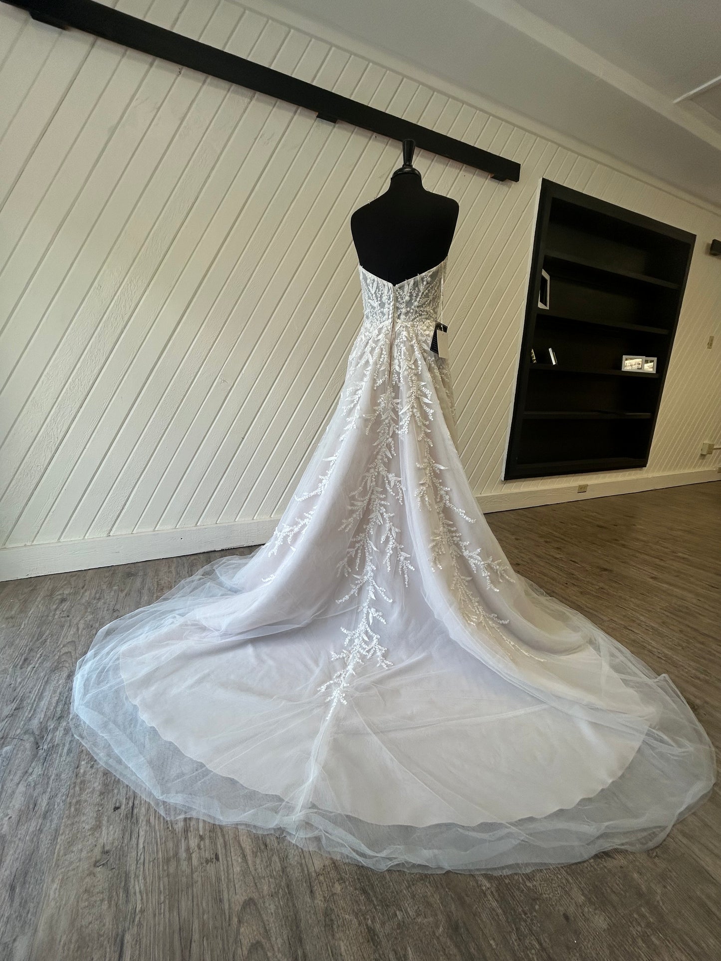 Maggie Sottero Oriana 23MK113A01 Wedding Gown