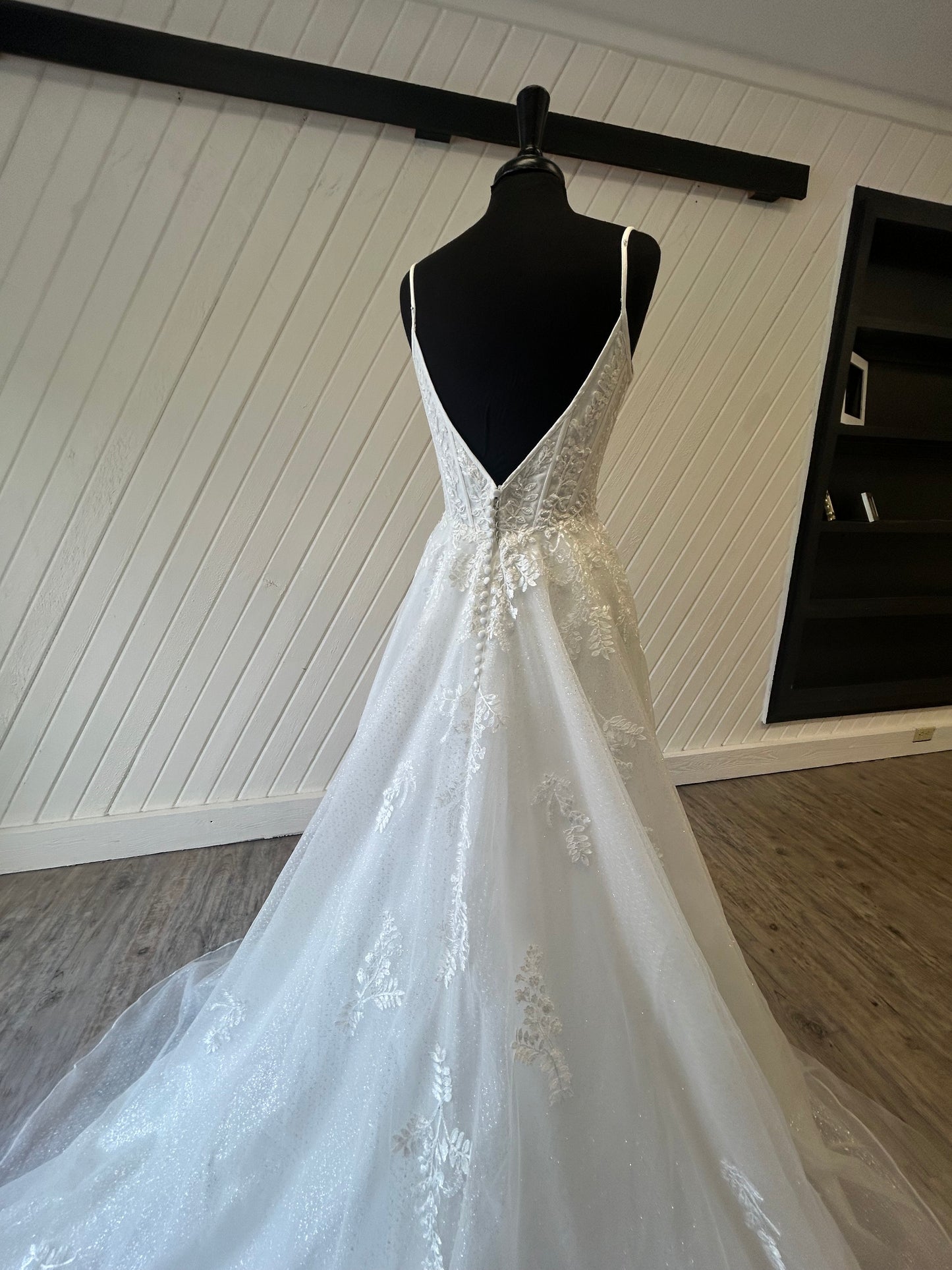 Maggie Sottero Starling 23MB624A01 Wedding Gown