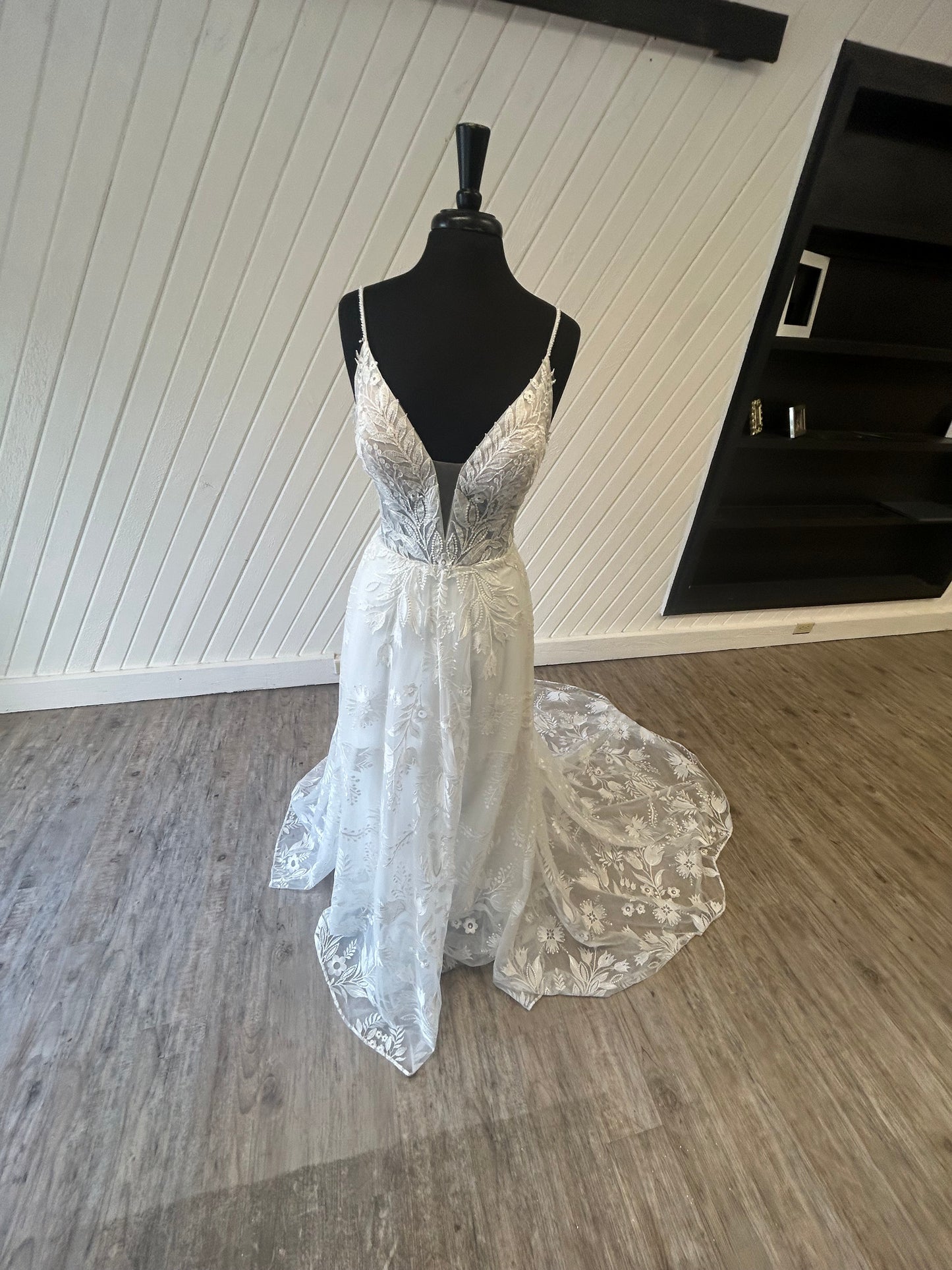 Maggie Sottero Keisha 23MB065A01 Wedding Gown
