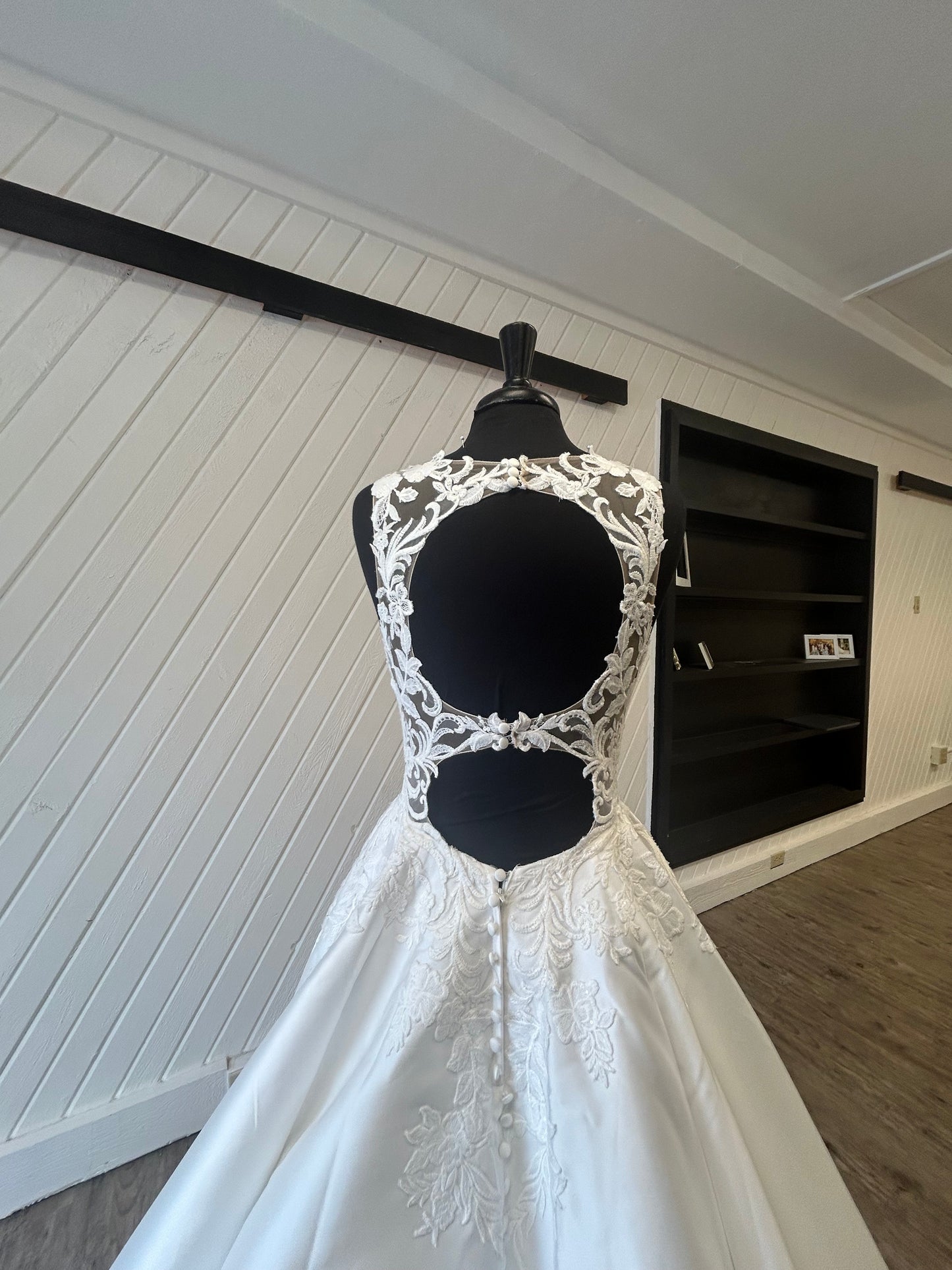 Allure Romance R3642 Wedding Gown