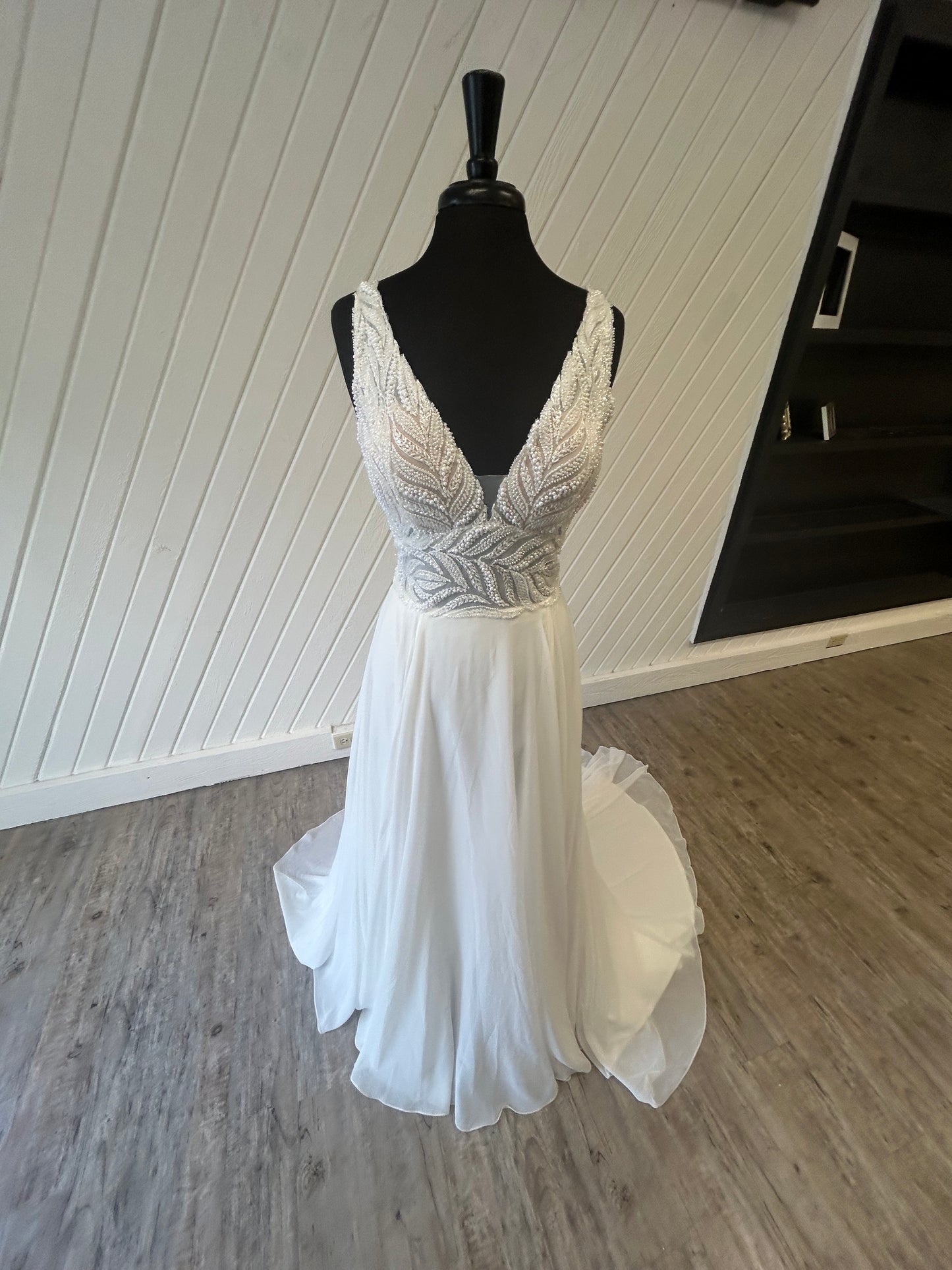 Maggie Sottero Maurelle 23MS650A01 Wedding Gown