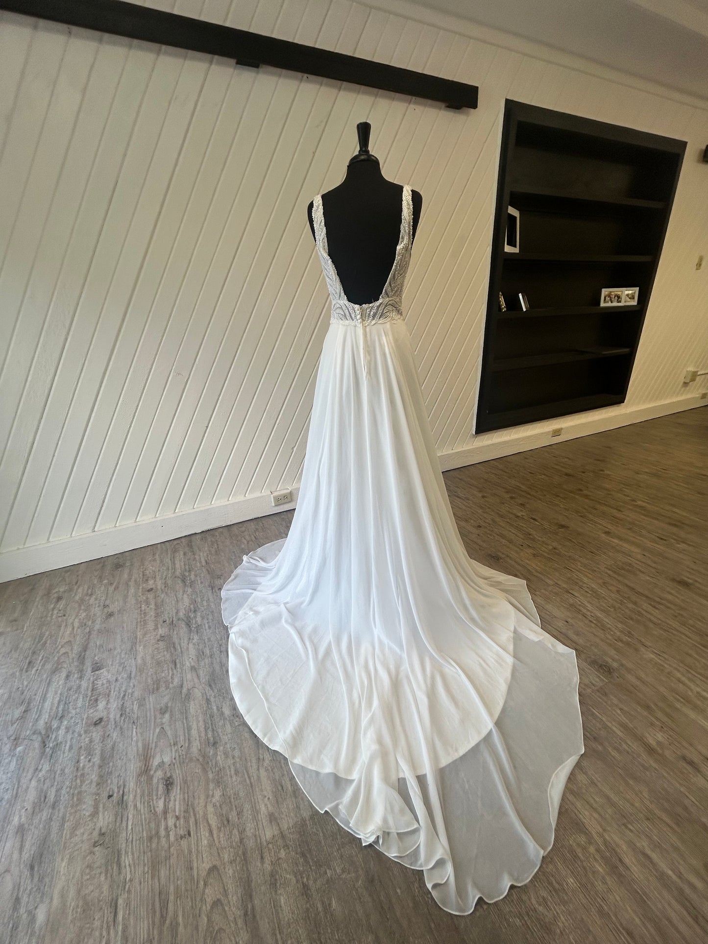 Maggie Sottero Maurelle 23MS650A01 Wedding Gown