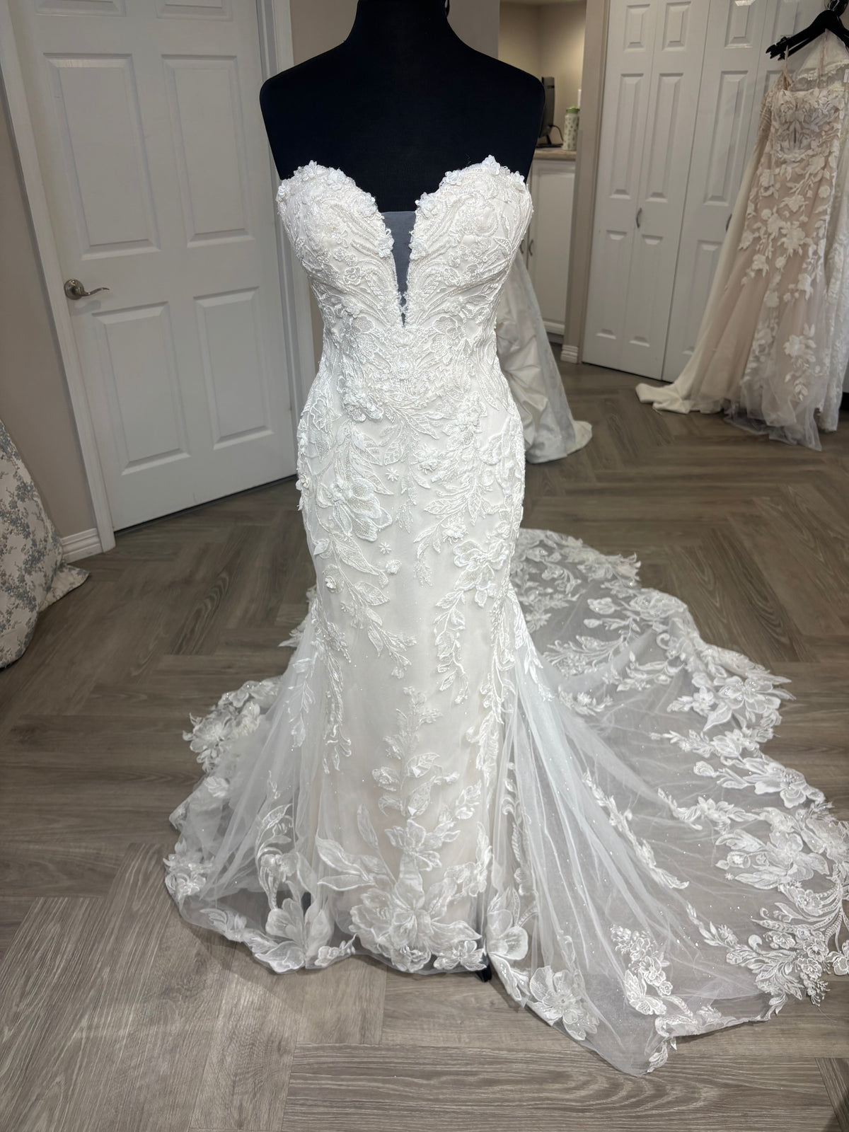Maggie Sottero Nyjah 24SS833B01 Wedding Gown