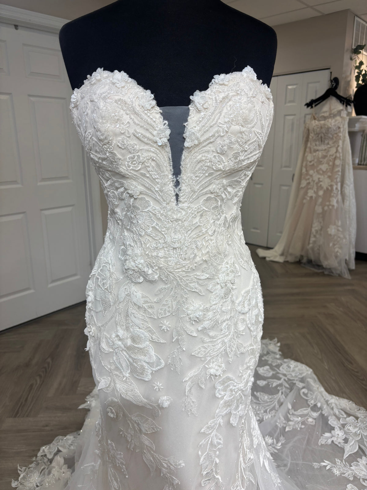 Maggie Sottero Nyjah 24SS833B01 Wedding Gown