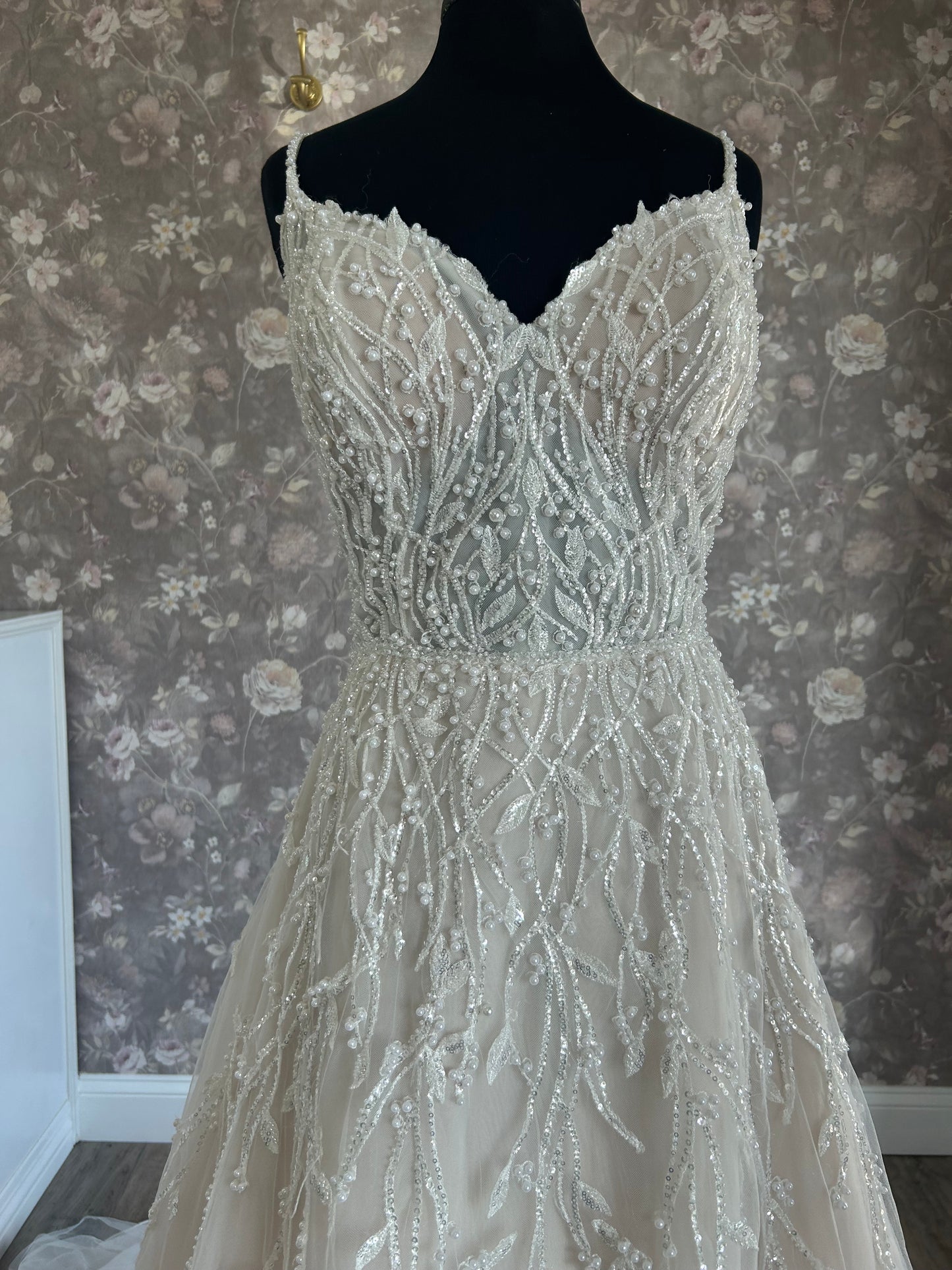 Maggie Sottero Marvine 22SS905A02 Wedding Gown