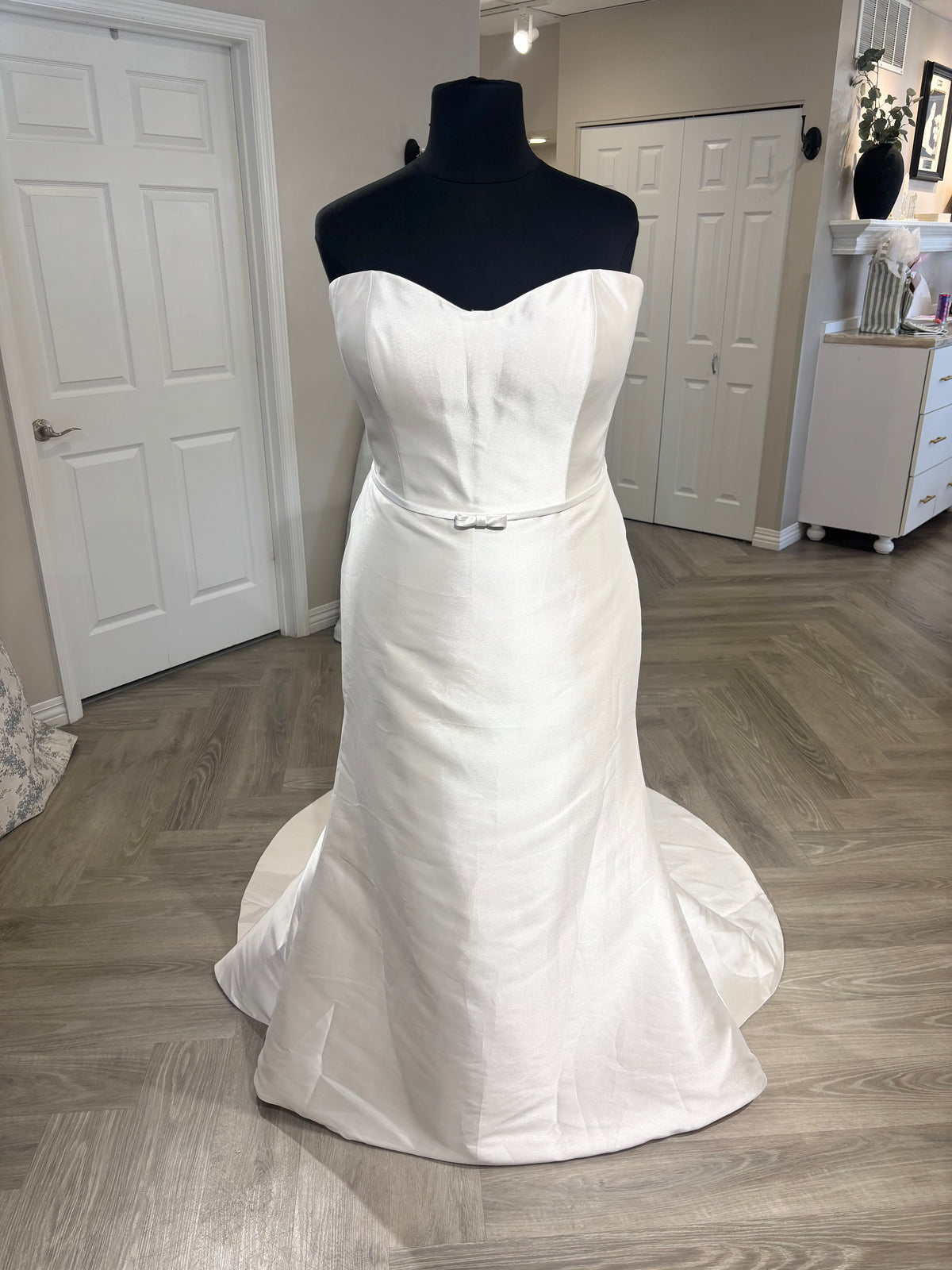 Maggie Sottero Maisie 24RS782A01 Wedding Gown