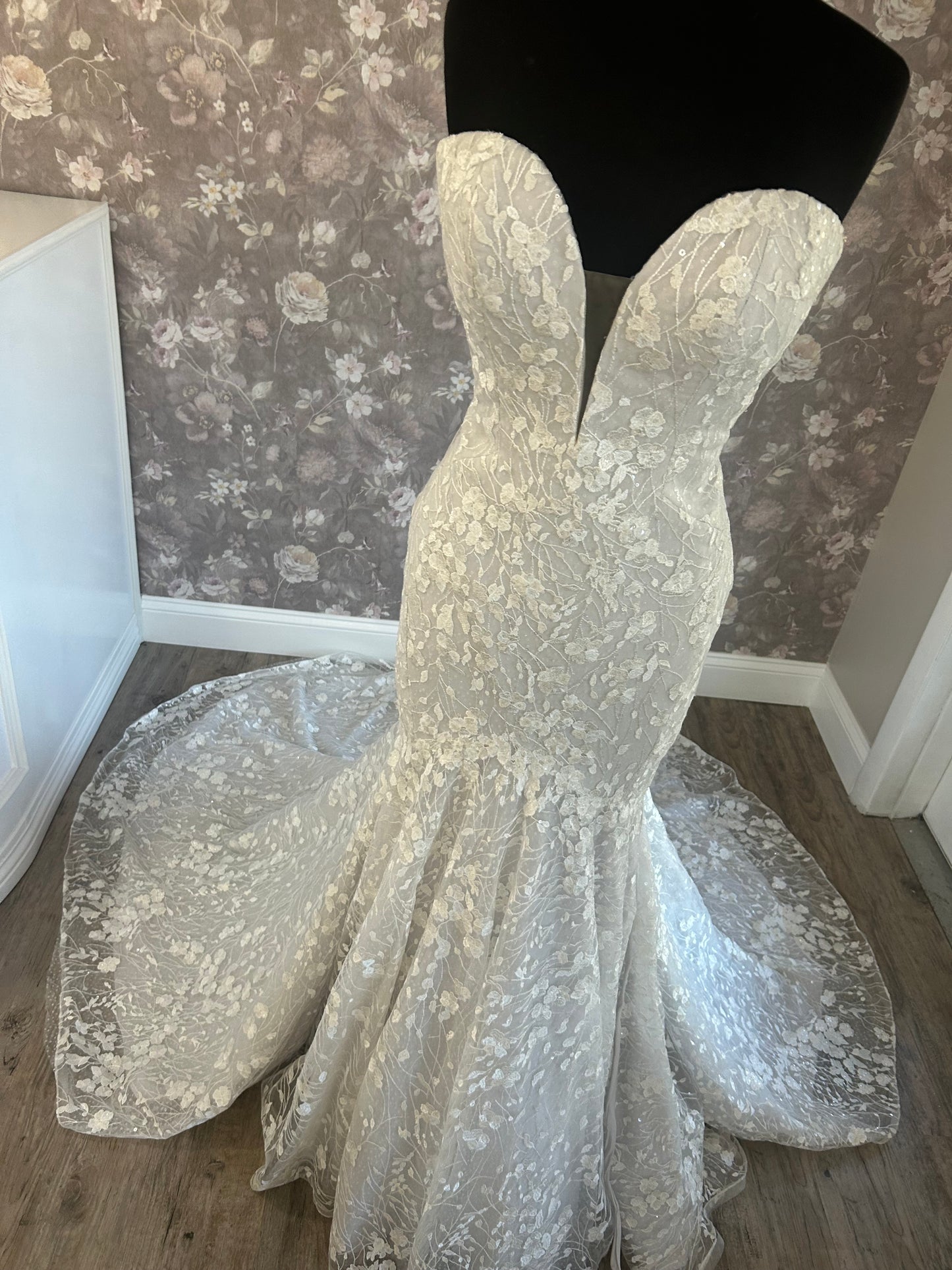 Maggie Sottero Grace 23MC106B01 (Corset Back & Beaded Tulle) Wedding Gown