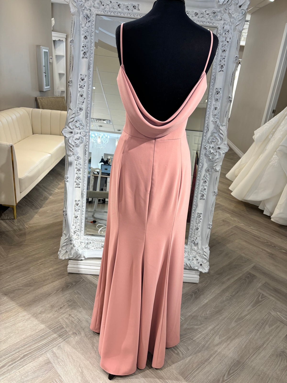 Dessy Design Group 4535