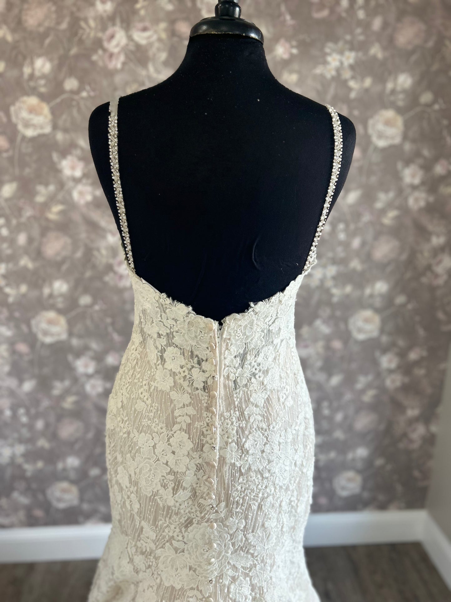 Allure Bridals Style 9613 Wedding Gown