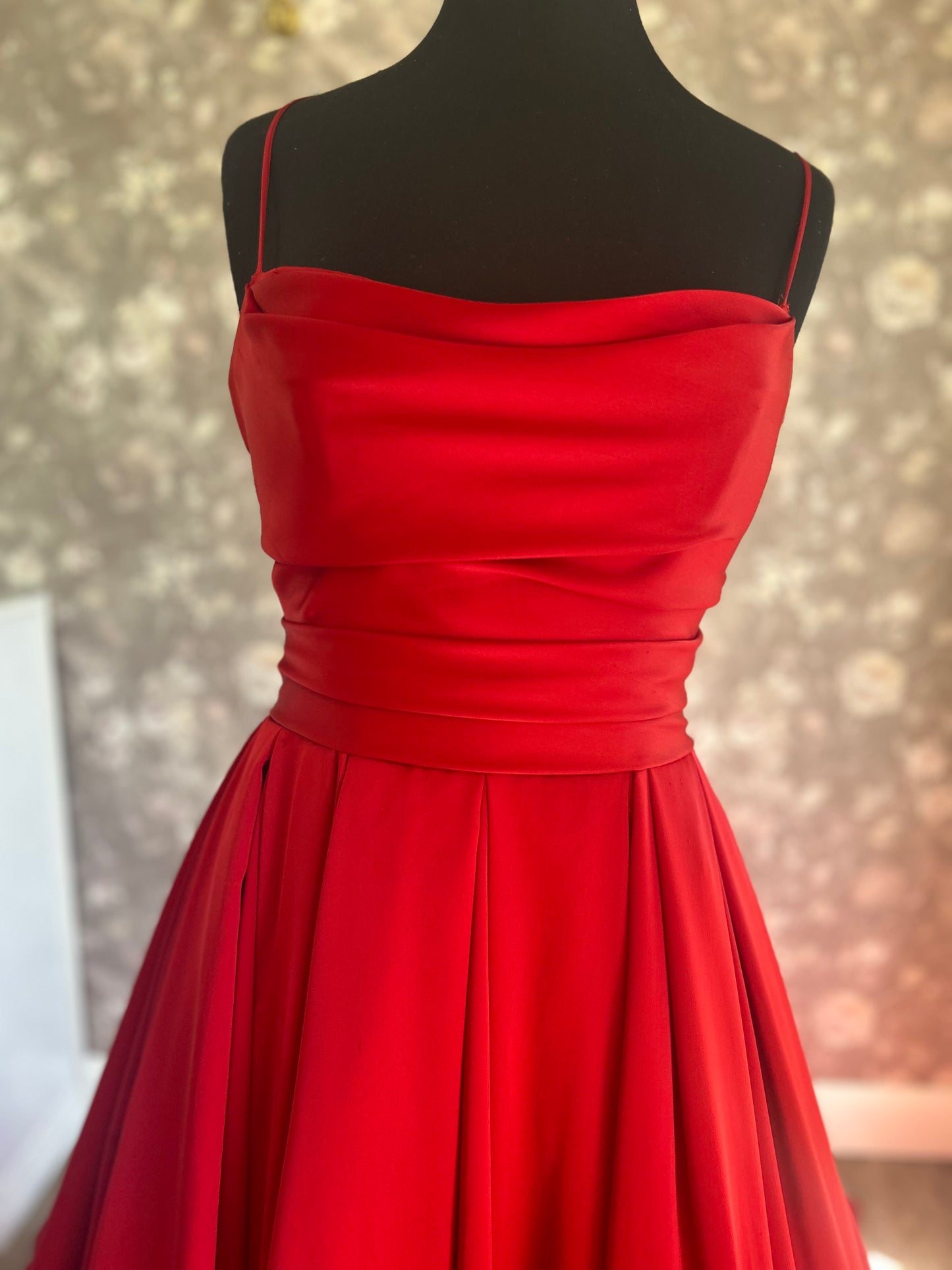 Maggie Sottero Scarlet 22MW971B01 (With Slit) Wedding Gown
