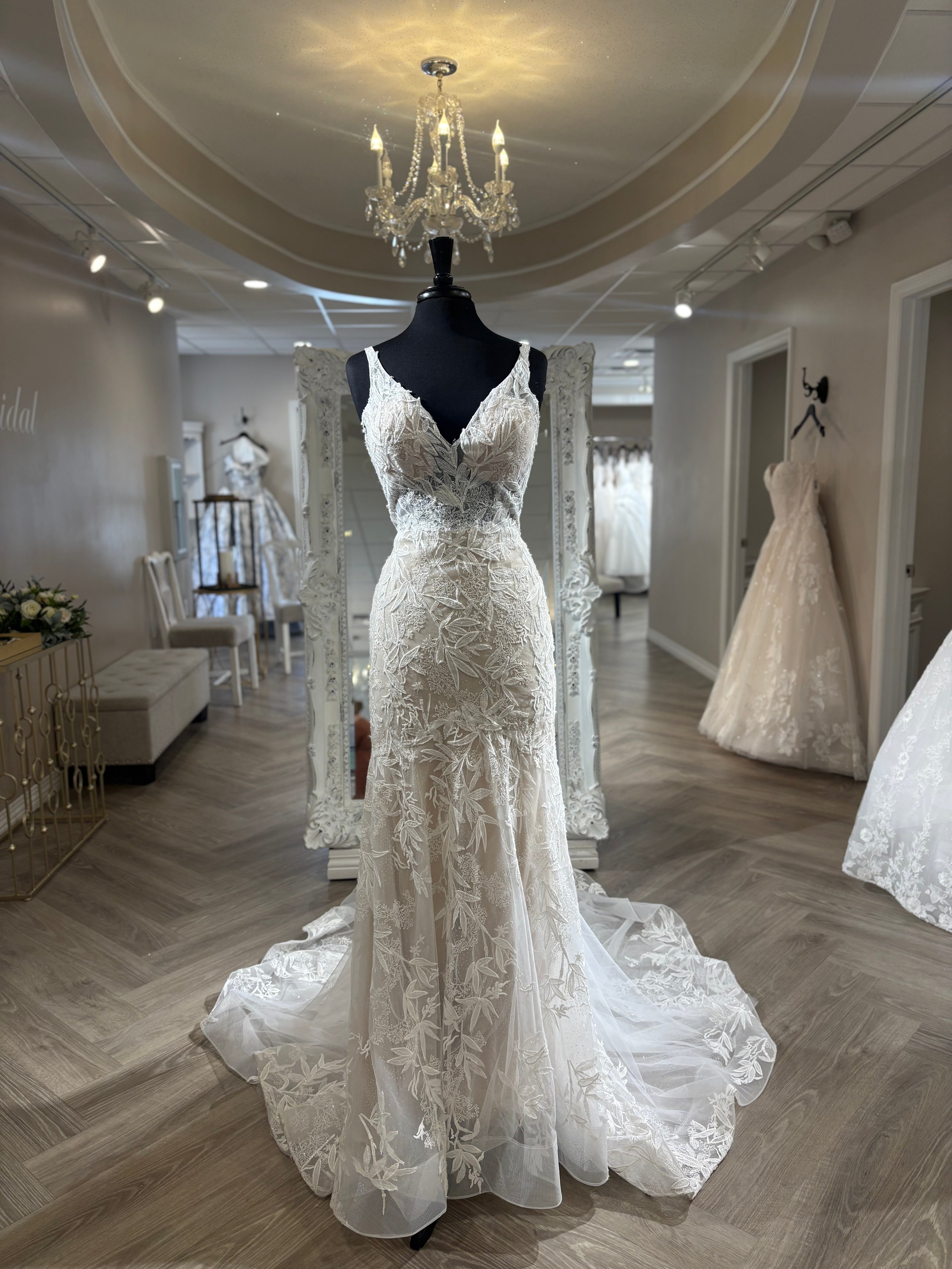 123113 Cecilee Calla Blanche Wedding Gown – Instantly Yours