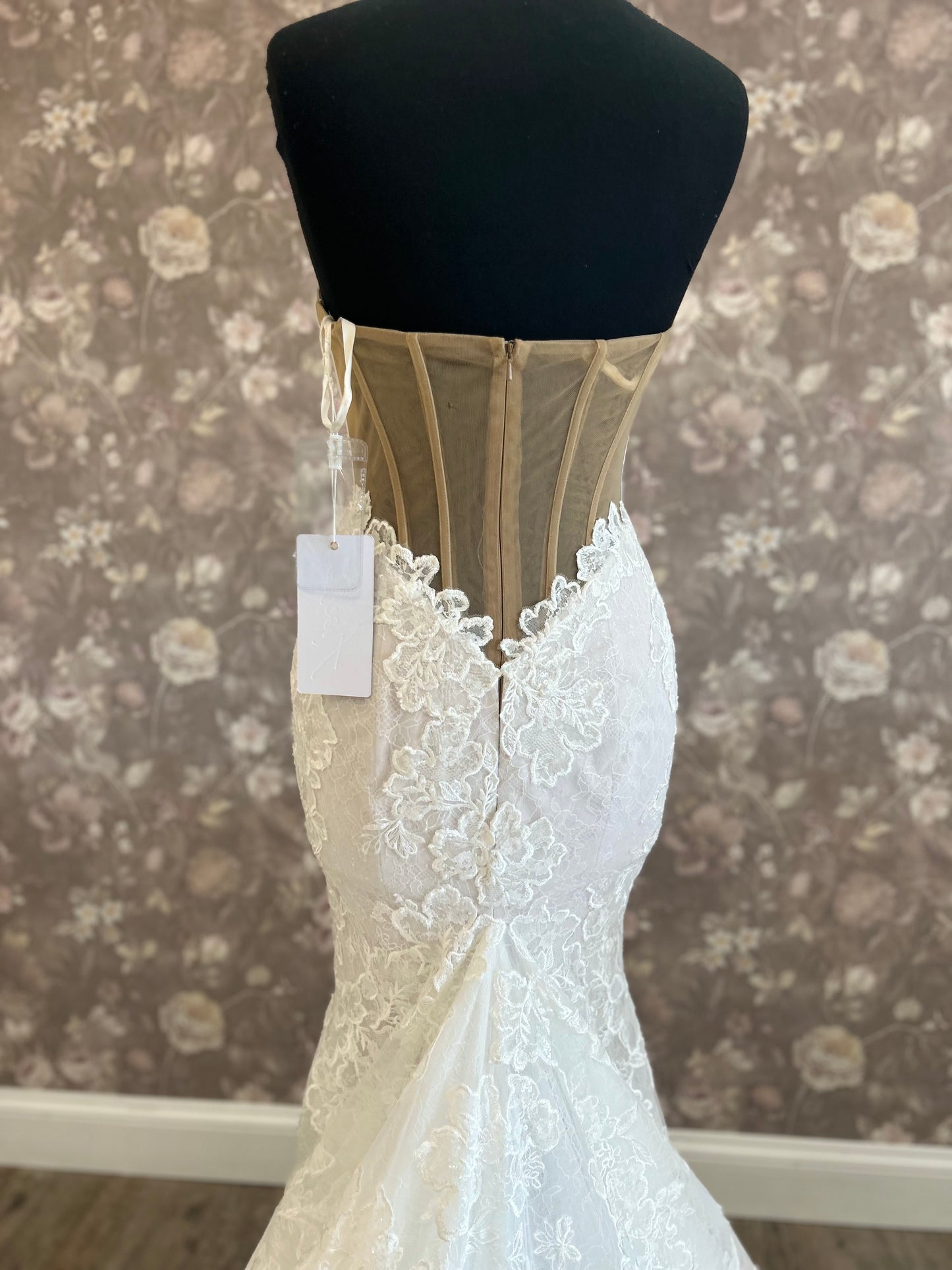 Allure Abella E454 Liliana Wedding Gown