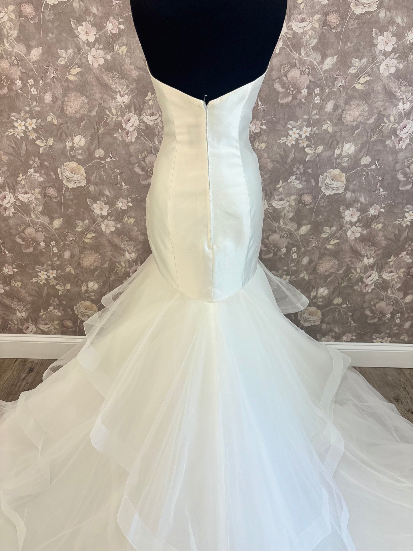 Allure Bridals 9416 Wedding Gown