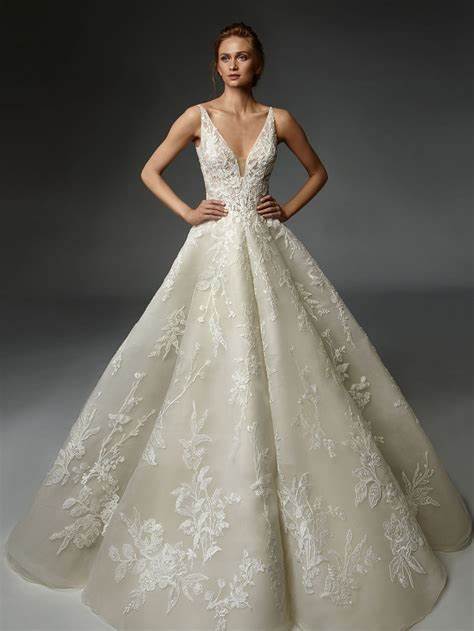 Juliette Enzoani Elysee Wedding Gown