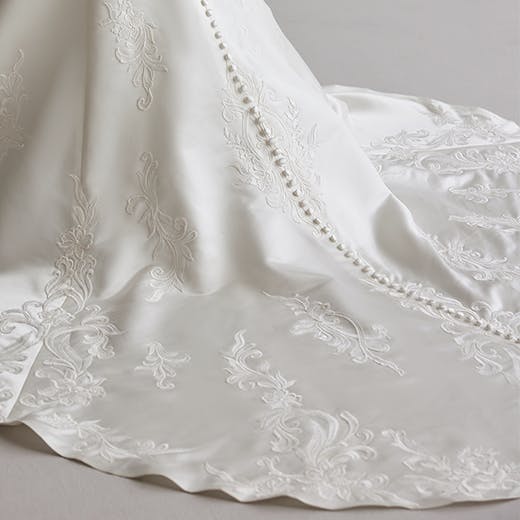 Maggie Rebecca Ingram Brette 23RN669A01 Wedding Gown