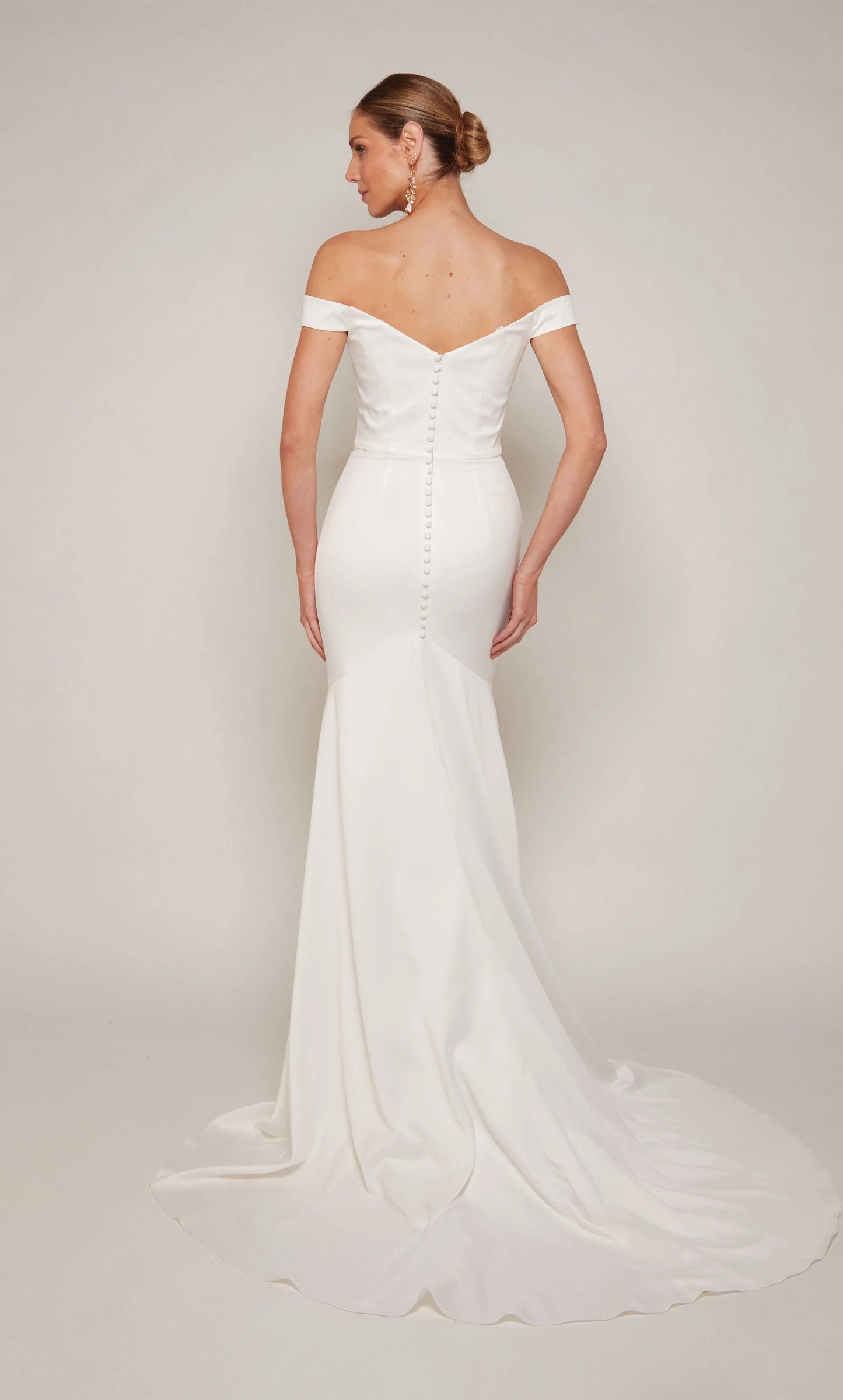 Alyce Paris 7098 Wedding Gown