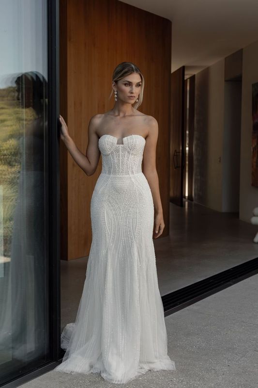 La Premiere Ines LPCTH23209 Wedding Gown