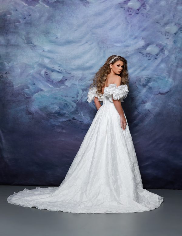 LYDA Formals 6187NS (No Sleeves) Wedding Gown