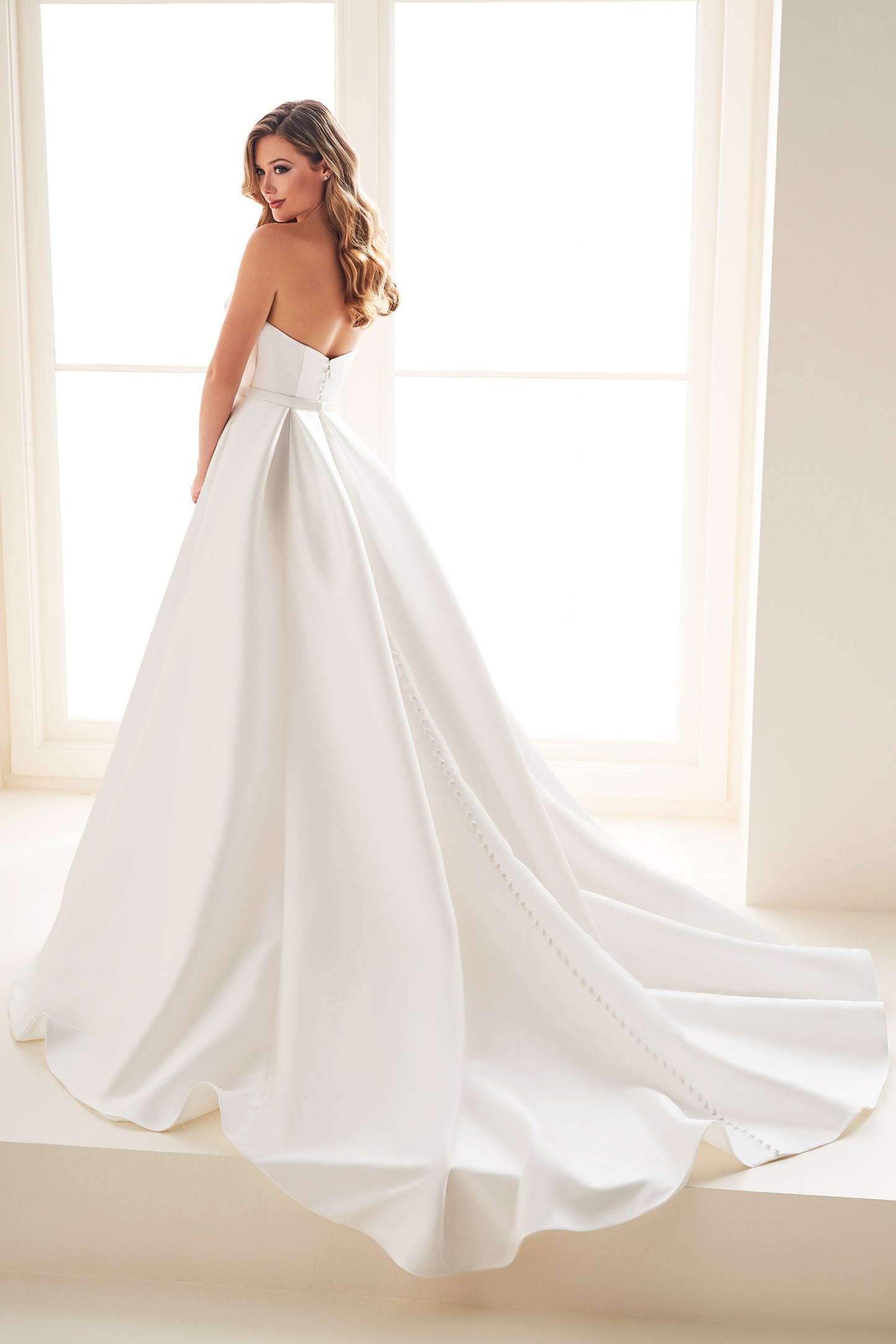 Mon Cheri E1001 Wedding Gown